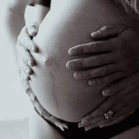 Julie RENAUT - SOUS NOS YEUX